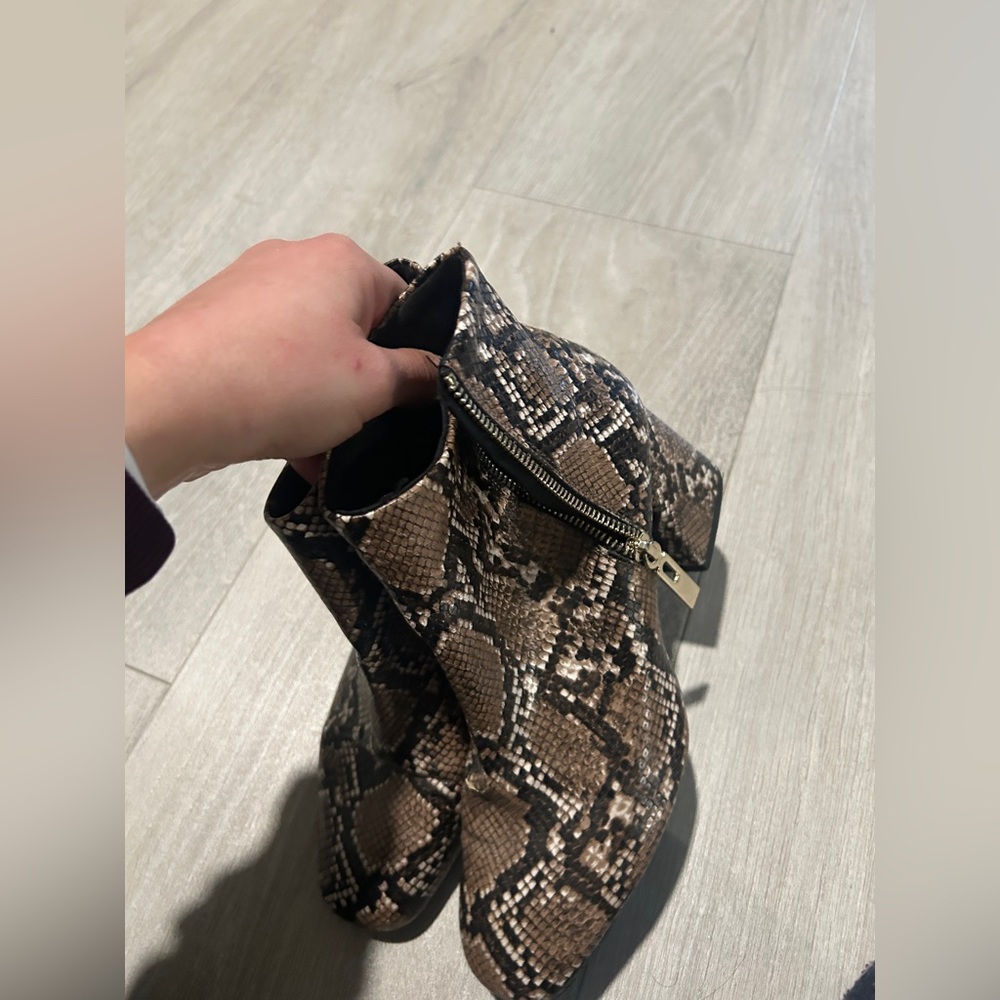 STRADIVARIUS chunky heeled python snake boot - image 8